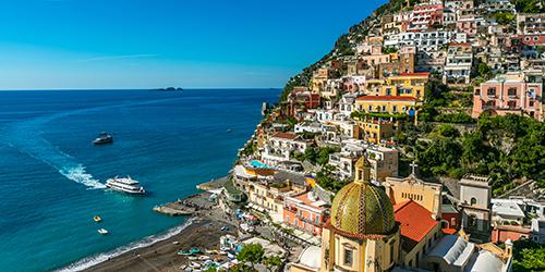 Amalfi set fra havet